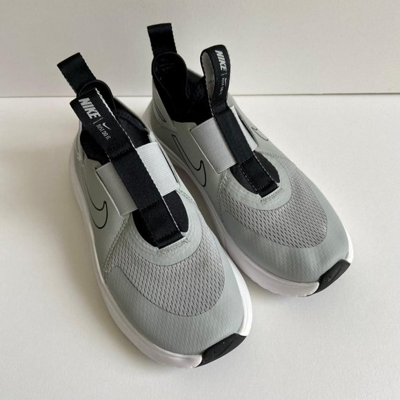 Nike Kid's Flex Plus (GS) Light Smoke Grey/ Black White Sneakers - Picture 8 of 16